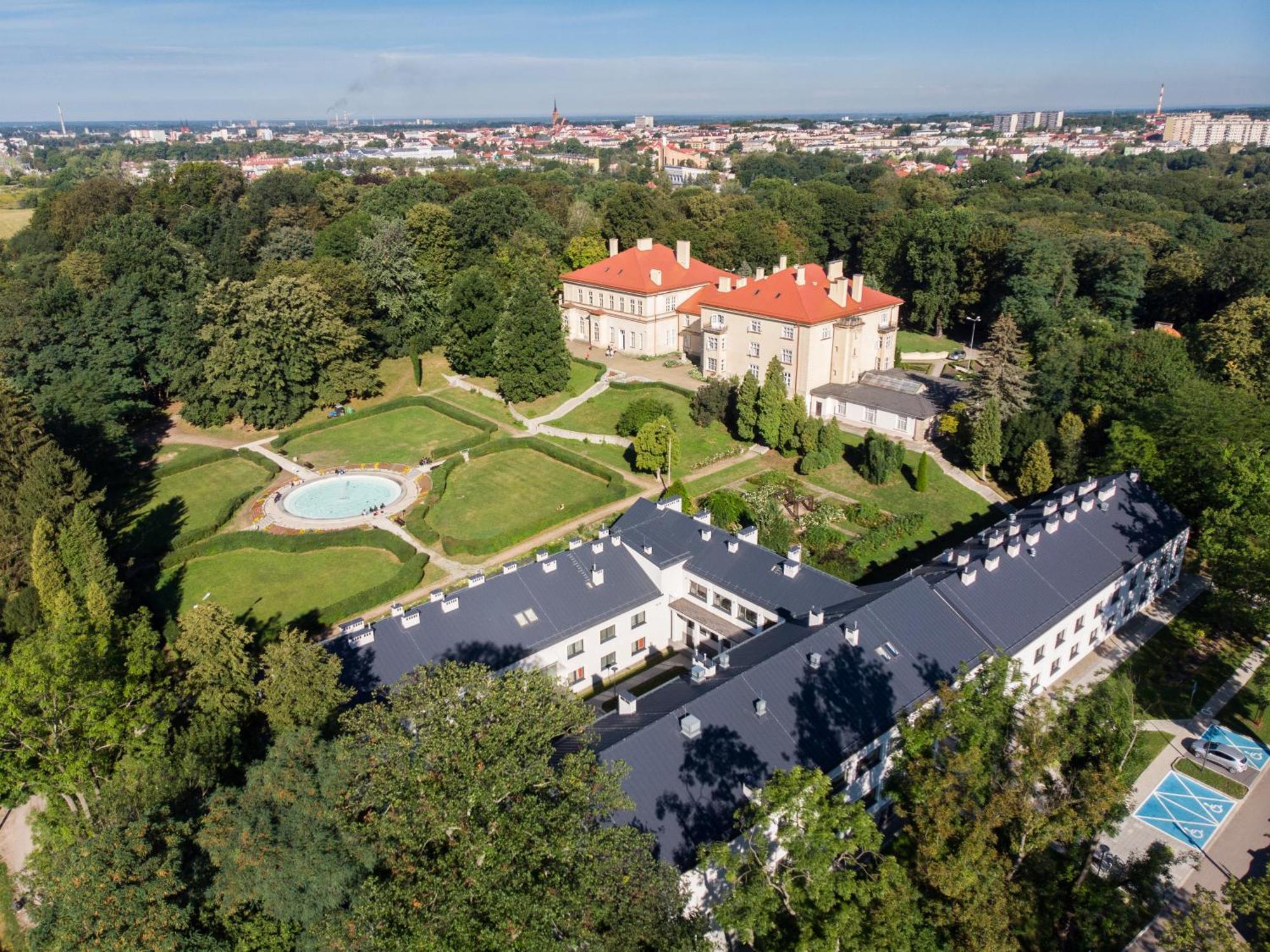 Centrum Rehabilitacji Spolecznej I Zawodowej Zaz Sloneczne Wzgorze Tarnów 外观 照片